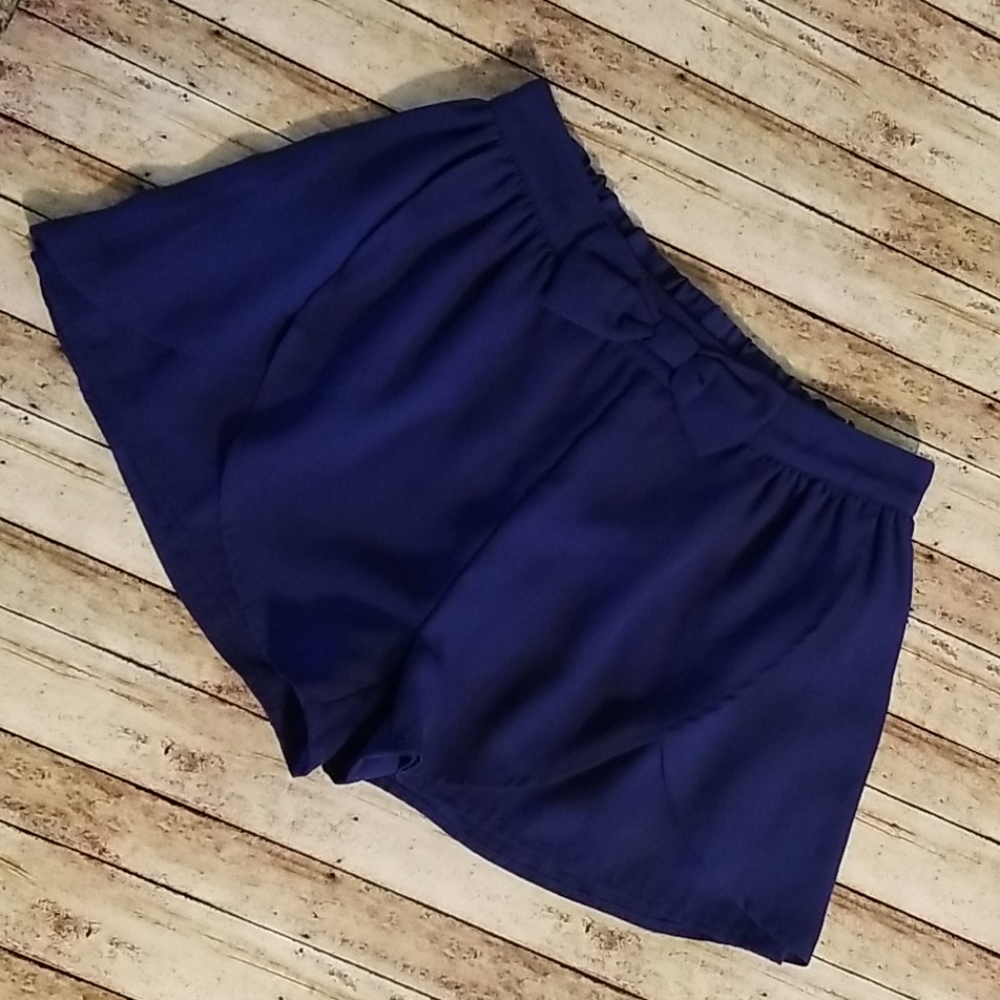 Navy Flutter Shorts with Cute Bow